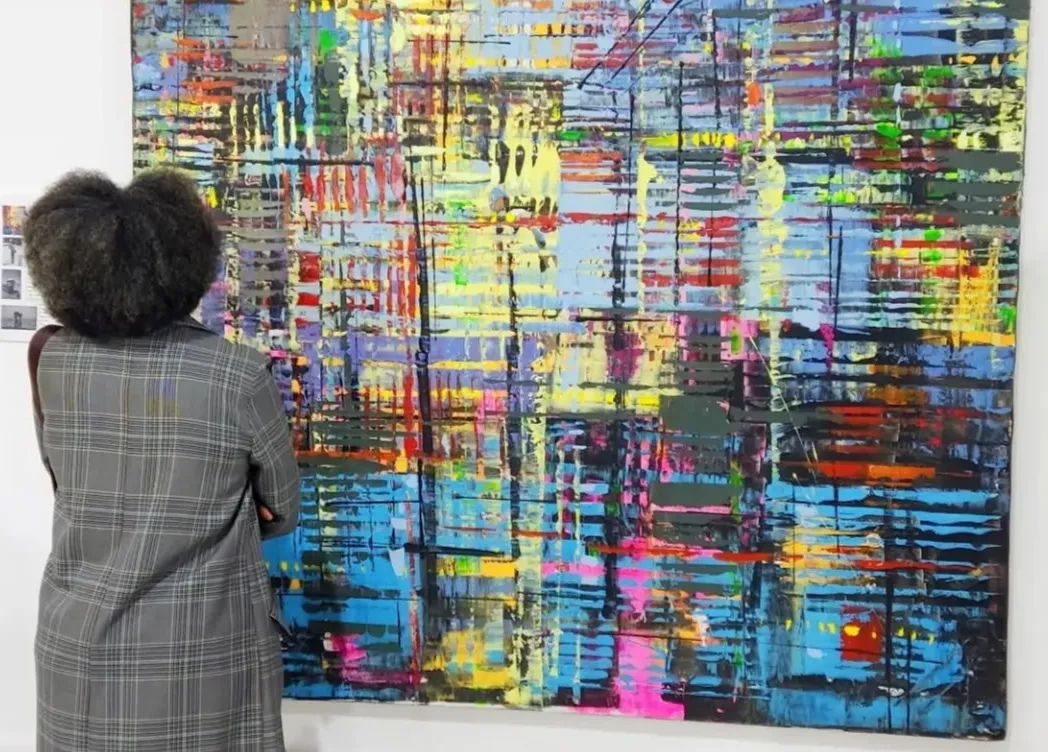 Noite das Artes em Luanda permite compra de taça de vinho e seis galerias para observar