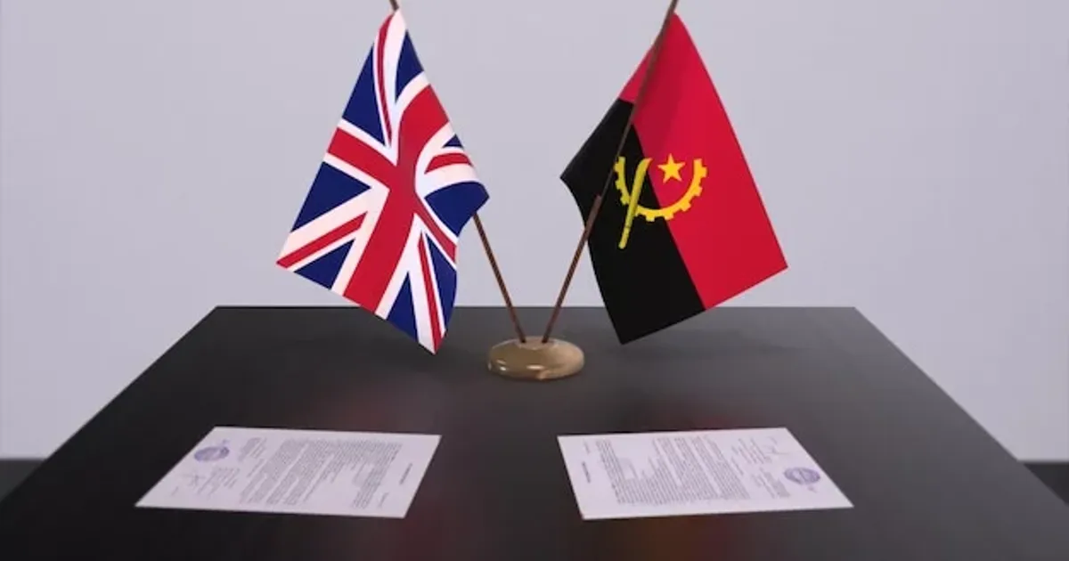 Embaixador de Angola no Reino Unido prioriza diálogo e bem-estar da comunidade