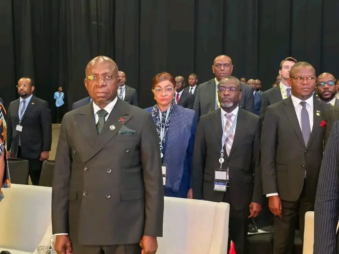 Angola marca presença na 46.ª Cimeira da SADC em Durban
