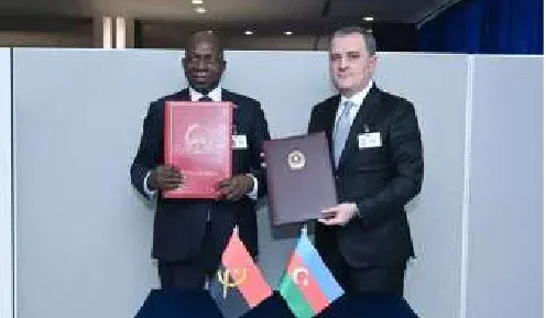 Angola e Azerbaijão acordam isenção de vistos para passaportes diplomáticos e de serviço