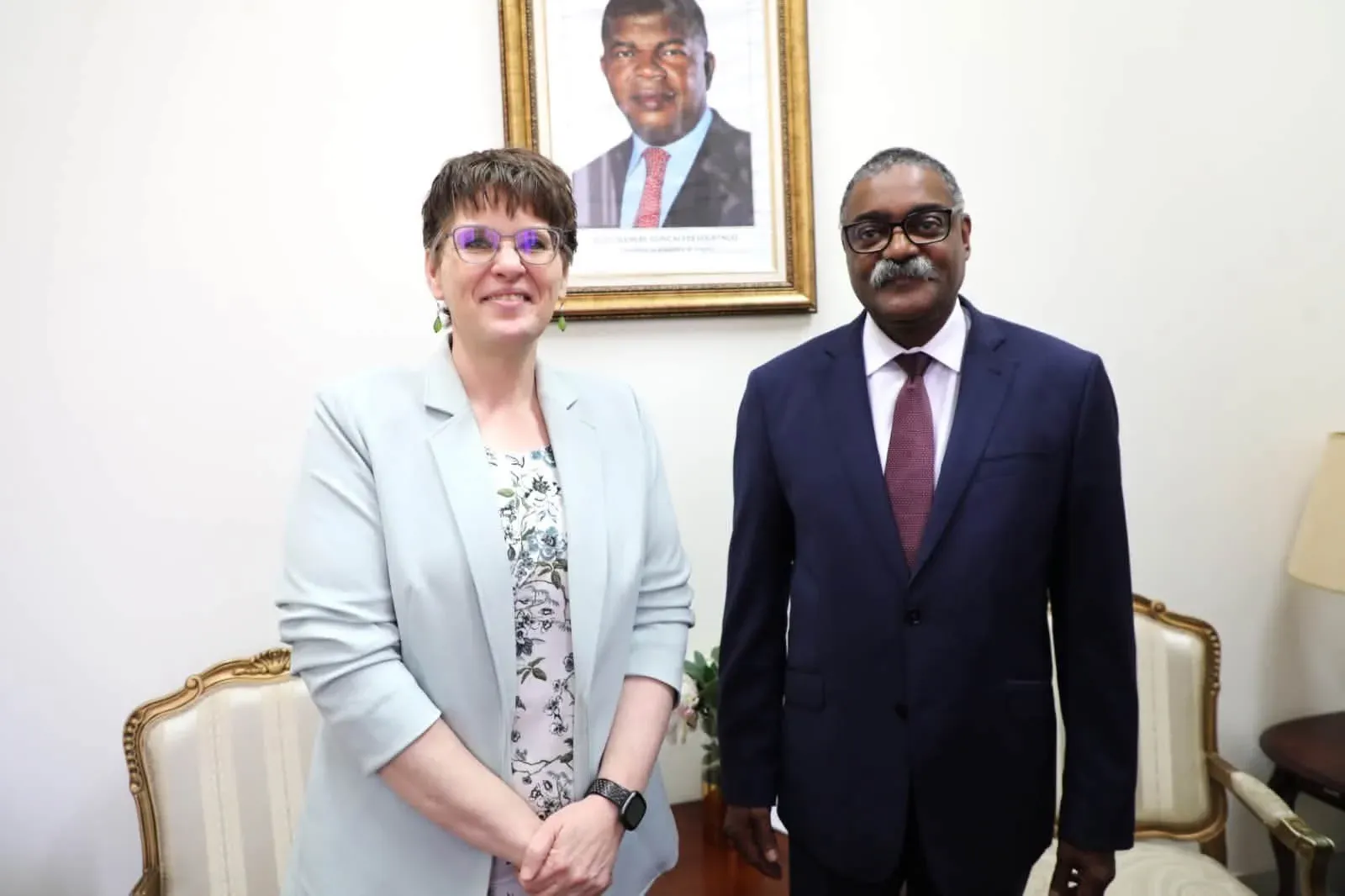 Angola e os EUA avaliam reforço da cooperação no domínio migratório