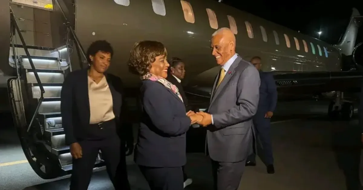Carolina Cerqueira já em Cabo Verde para participar das festividades da Independência