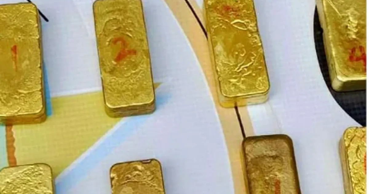 Ouro avaliado em 475 milhões de kwanzas encontrado com cidadão chinês no aeroporto