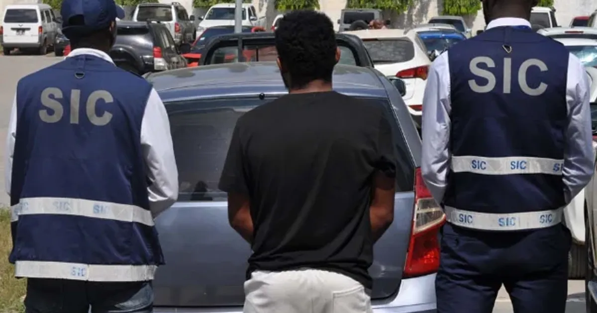 Cidadão acusado de aliciar menor com 5 mil kwanzas e abusá-la sexualmente