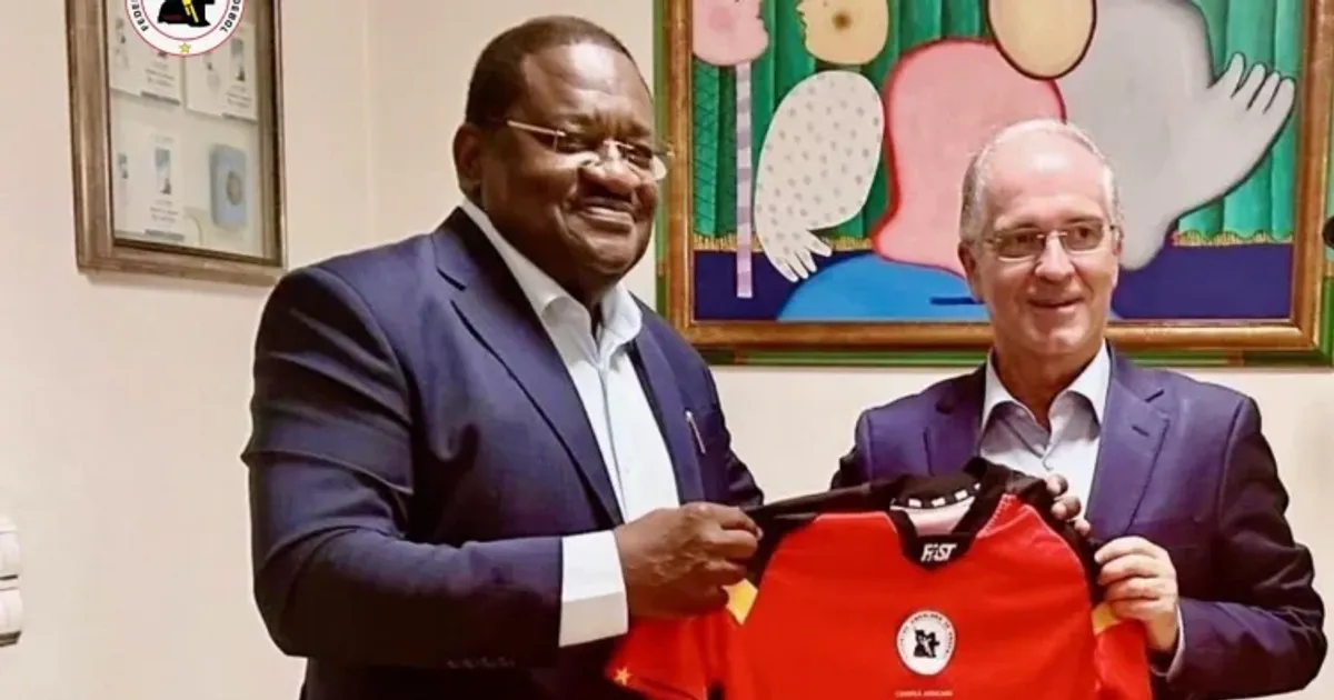 Presidente da Federação de Andebol ‘afina’ acordo de cooperação com homólogo de Portugal