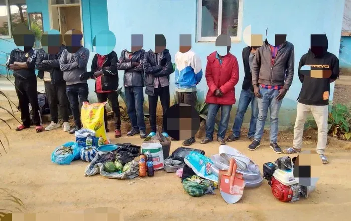 Detidos 11 cidadãos suspeitos de garimpo ilegal de ouro no Bengo
