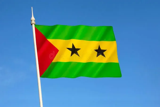 Mais de 142 mil eleitores escolhem hoje o Presidente de São Tomé e Príncipe