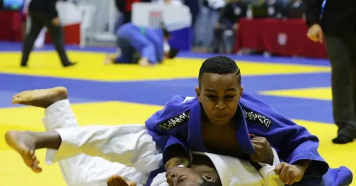 Torneio Infantil Liga dos Kandengues movimenta cidade do Cunene