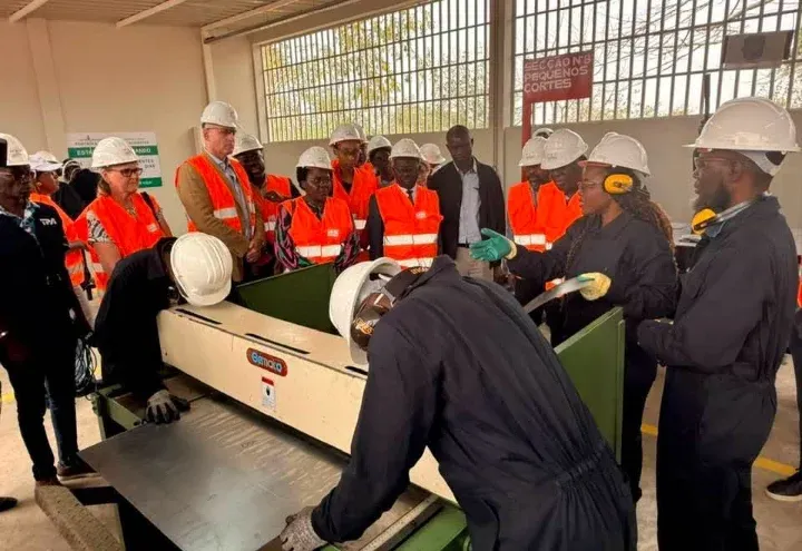 Bengo ganha centro de produção com capacidade para produzir 200 fogareiros melhorados por dia