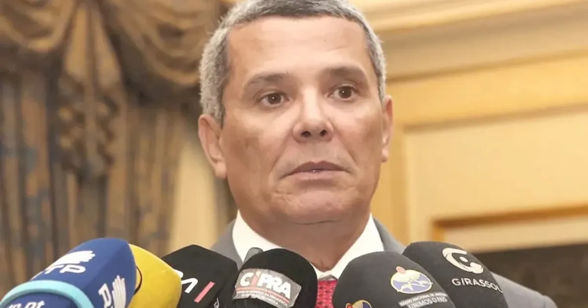 Rui Falcão Pinto de Andrade: “Muitos querem usar as infraestruturas e não pagar coisa nenhuma, porque é do Estado”