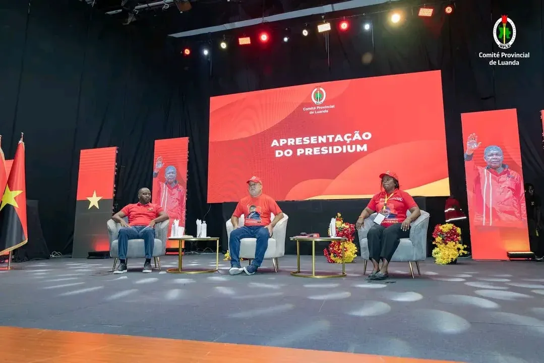 MPLA em Luanda debate desafios da mobilização partidária