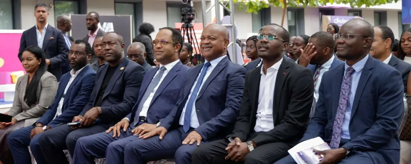 Mercado publicitário em Angola movimenta mais de 300 milhões de dólares em 2025
