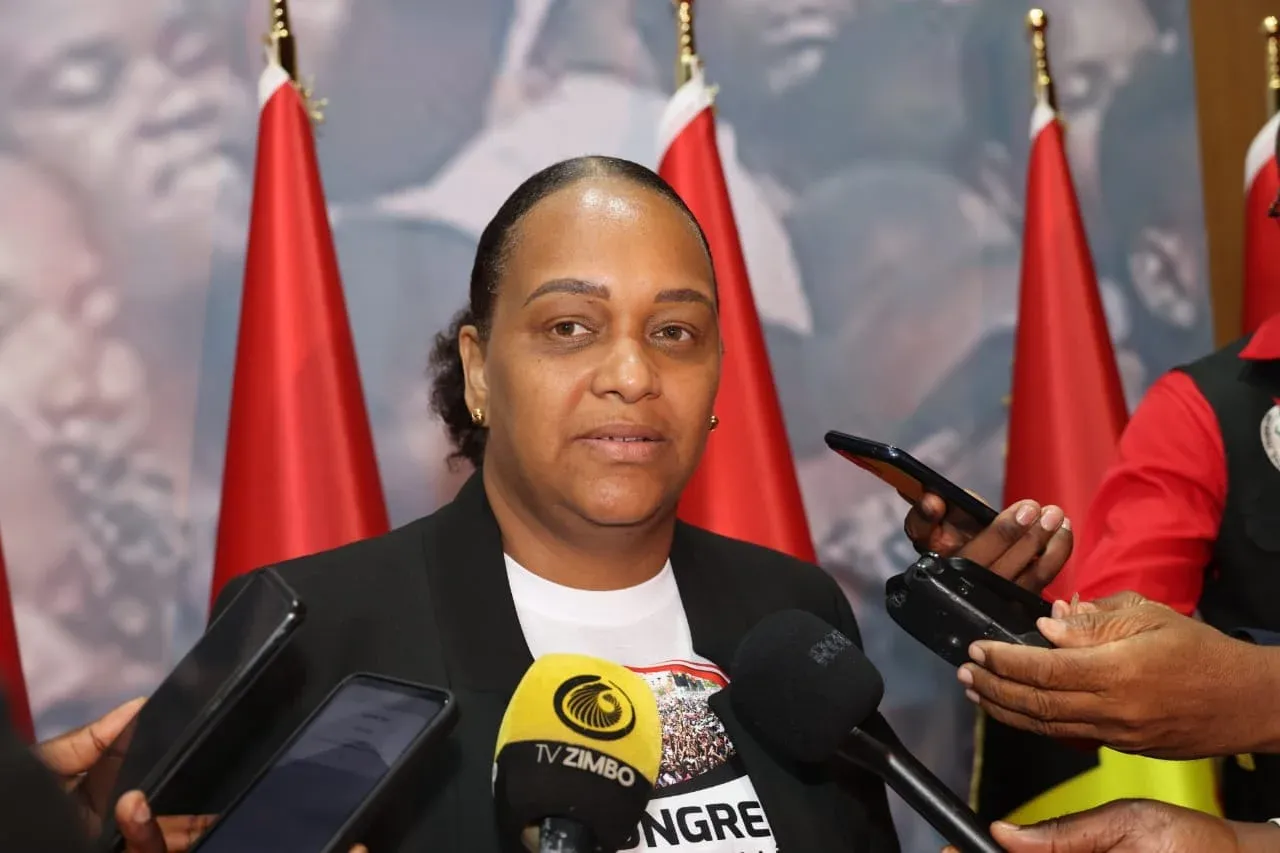 Vice-presidente do MPLA cumpre agenda de trabalho na Huíla