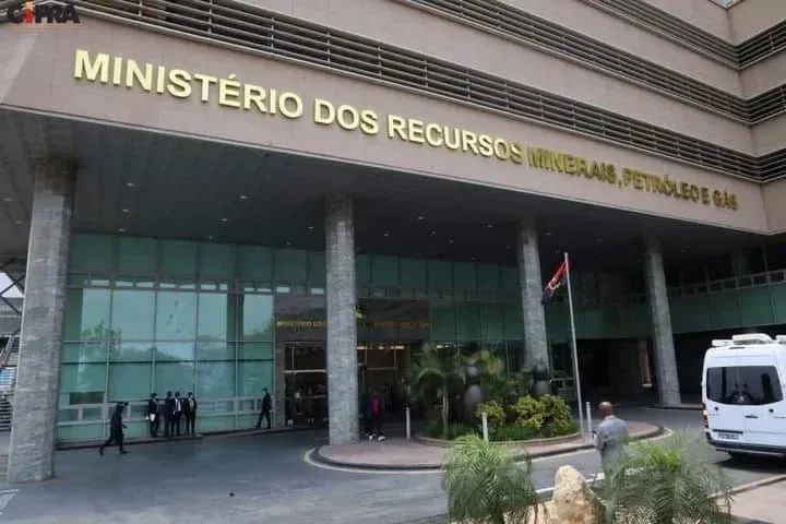 MIREMPET abre concurso público de ingresso externo