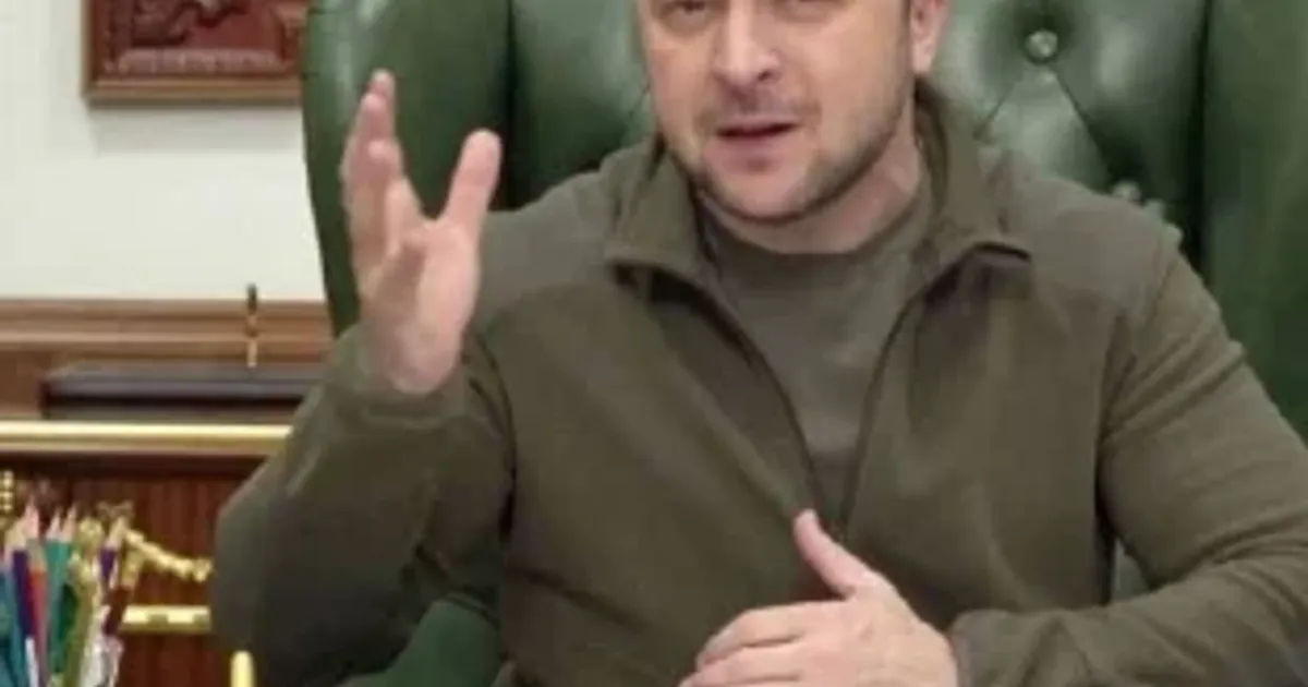 Zelensky assina decreto para retirar