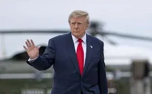 Trump deseja boa recuperação ao Papa Leão XIV