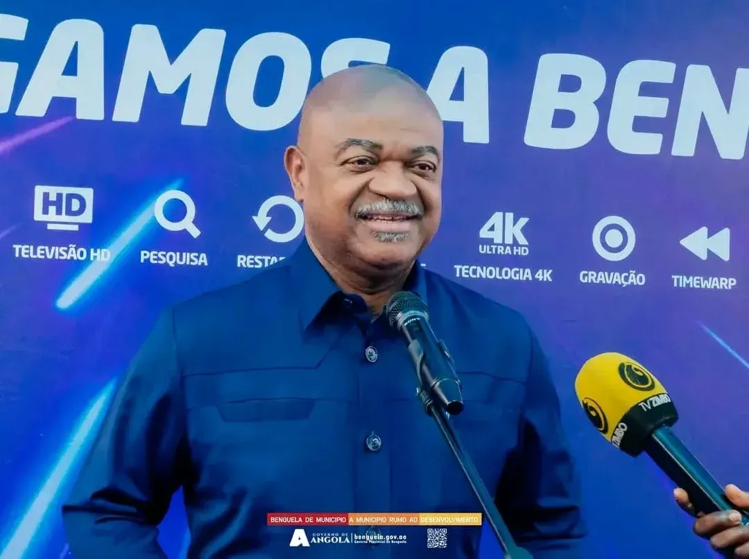 Ministro projecta amarração de cabos submarinos em Benguela a pensar num Corredor do Lobito “robusto”