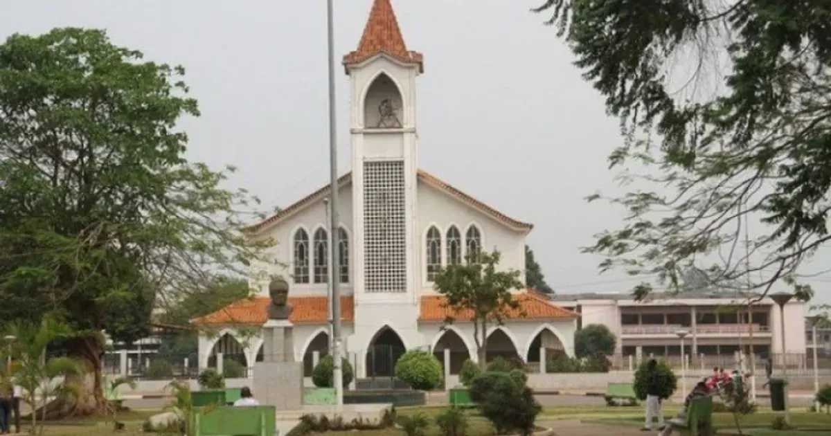 Governador da Lunda Sul considera Igreja Católica parceira privilegiada do governo