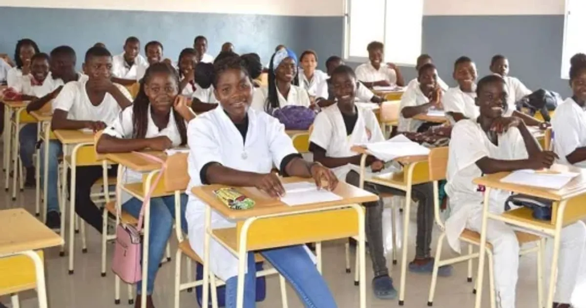 Estudantes do ensino médio em fase de exame podem ver entrada nas universidades facilitada