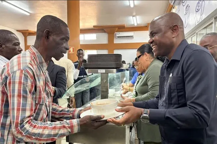 Governo de Luanda destaca importância do refeitório dos pensionistas do INSS