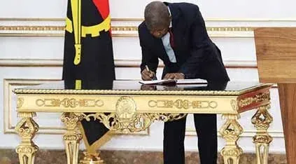Angola cria comissão para implementar mercado único do transporte aéreo em África