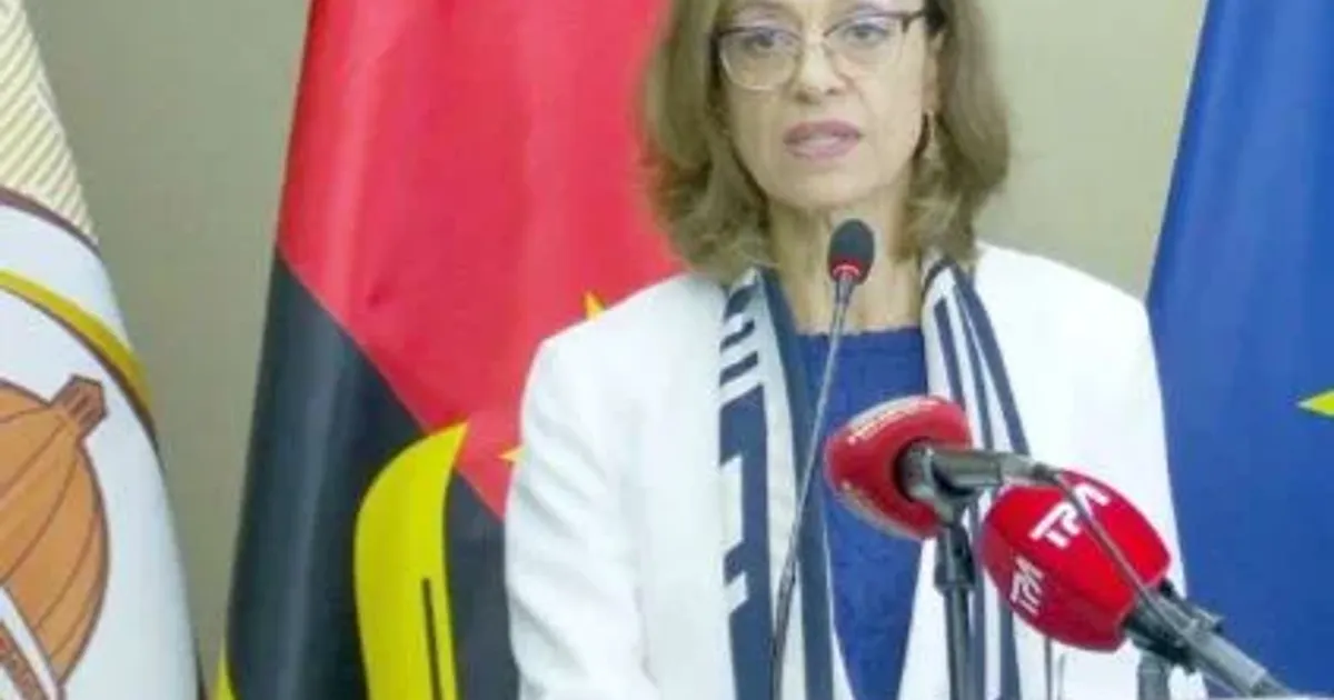 Embaixadora da UE destaca papel de Angola na promoção da paz