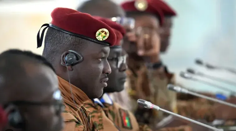 Burkina Faso aprova por unanimidade regresso da pena de morte para terrorismo, alta traição e espionagem