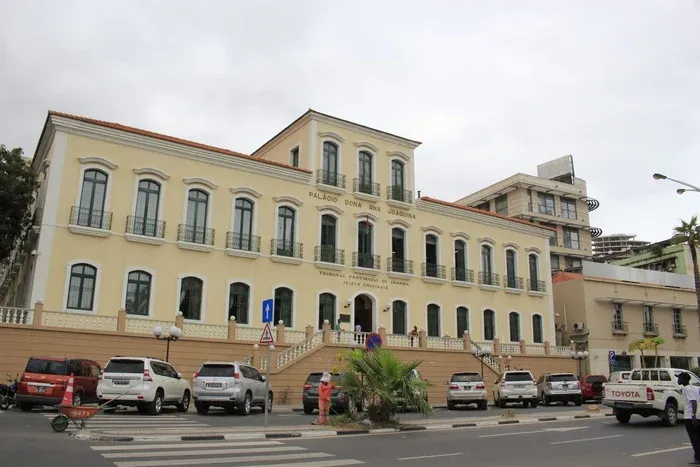 Tribunal de Luanda condena dois cidadãos russos acusados de terrorismo