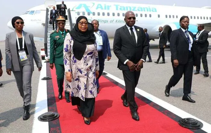 Presidente da Tanzânia chega a Angola para uma visita de trabalho de 48 horas