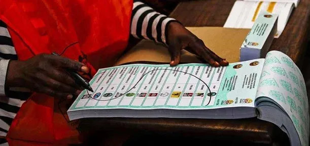Moçambique pondera autárquicas, legislativas e presidenciais num só dia