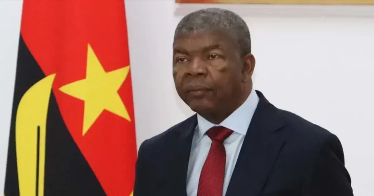 PR João Lourenço lamenta morte do diplomata Brito Sozinho