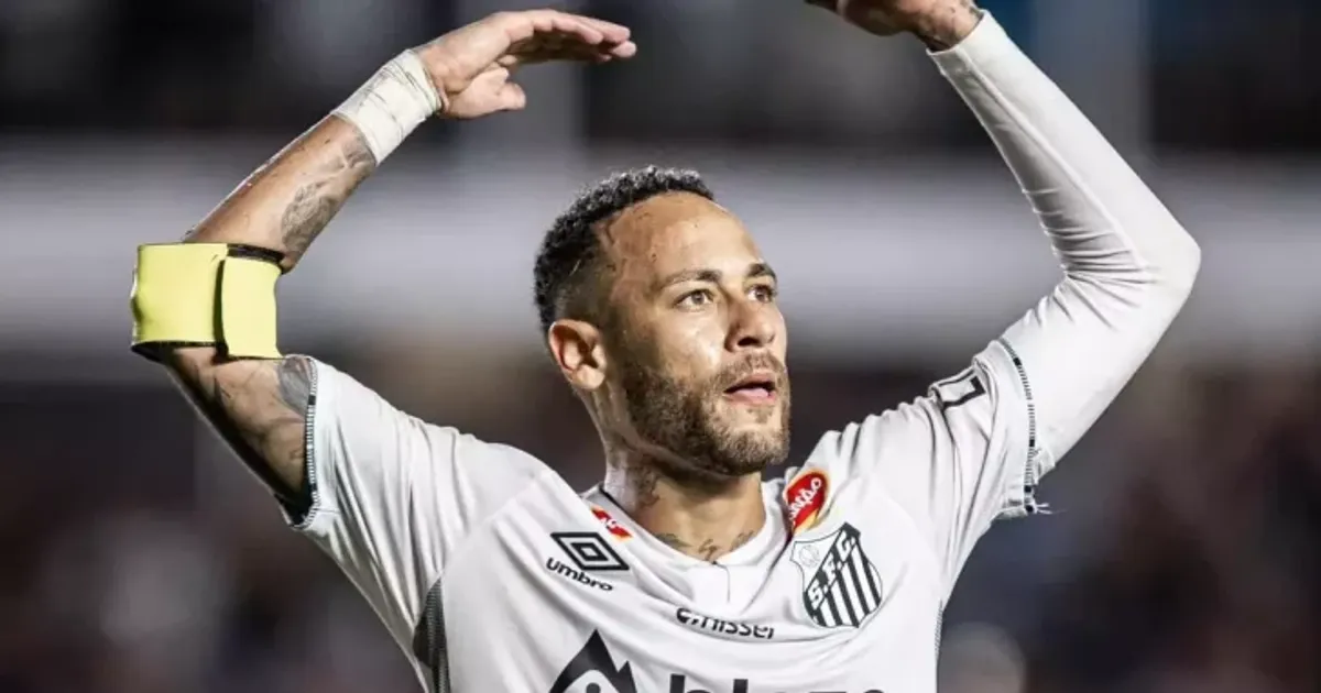 Neymar diagnosticado com covid-19 e afastado dos treinos no santos
