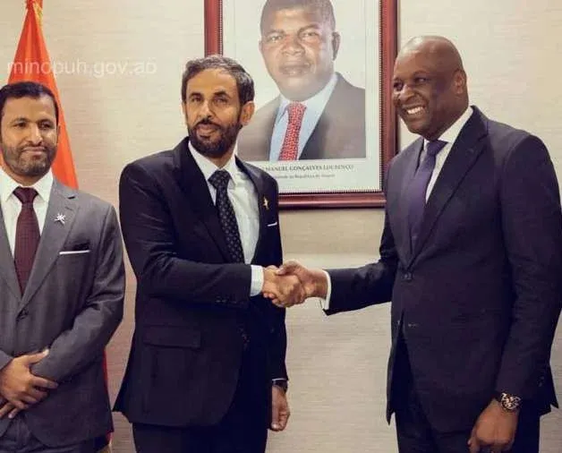 Angola e Omã preparam cooperação para investimentos no sector da habitação e infra-estruturas