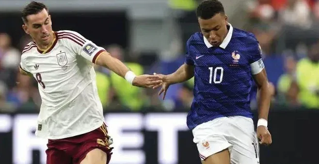 Analistas apontam domínio táctico espanhol na eliminação da França
