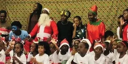 Companhia de Arte Cénica estreia “O Natal que Quase não Aconteceu” no Elinga Teatro