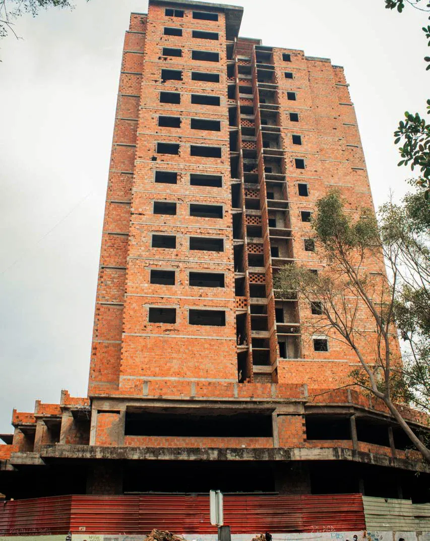 GPL vai avançar para a demolição de edifícios em risco na cidade de Luanda