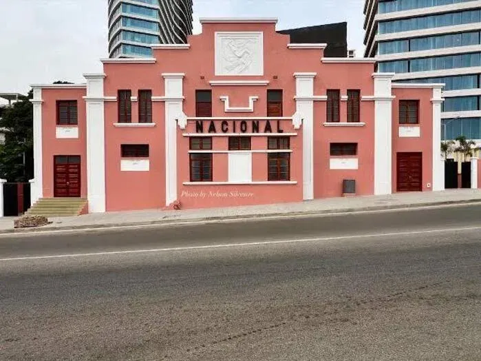 Cine-Teatro Nacional reabre na Baixa de Luanda após reabilitação e inicia programação de 8 a 11 de Outubro