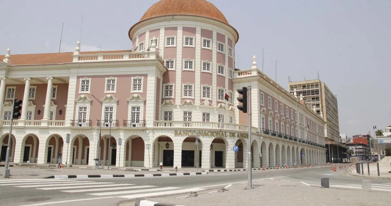 Entrada do Yuan nas Reservas Obrigatórias pode reduzir tempo de espera para acesso às divisas