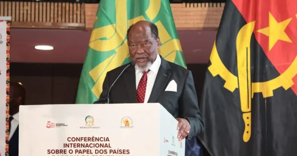Joaquim Chissano afirma que países da Linha da Frente foram determinantes para derrube do Apartheid