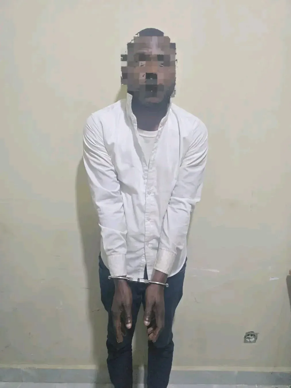 SIC detém em Luanda Ivandro Mavando, procurado há mais de dois anos por assalto que matou Laurindo Vieira
