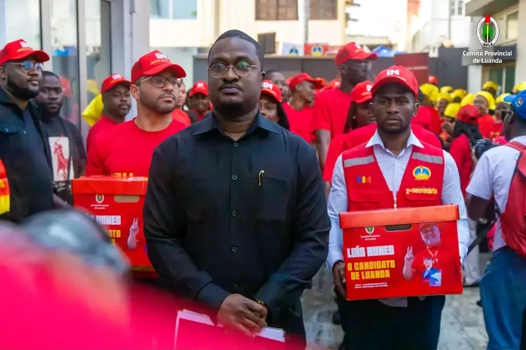 Luís Nunes formaliza candidatura à liderança do MPLA em Luanda