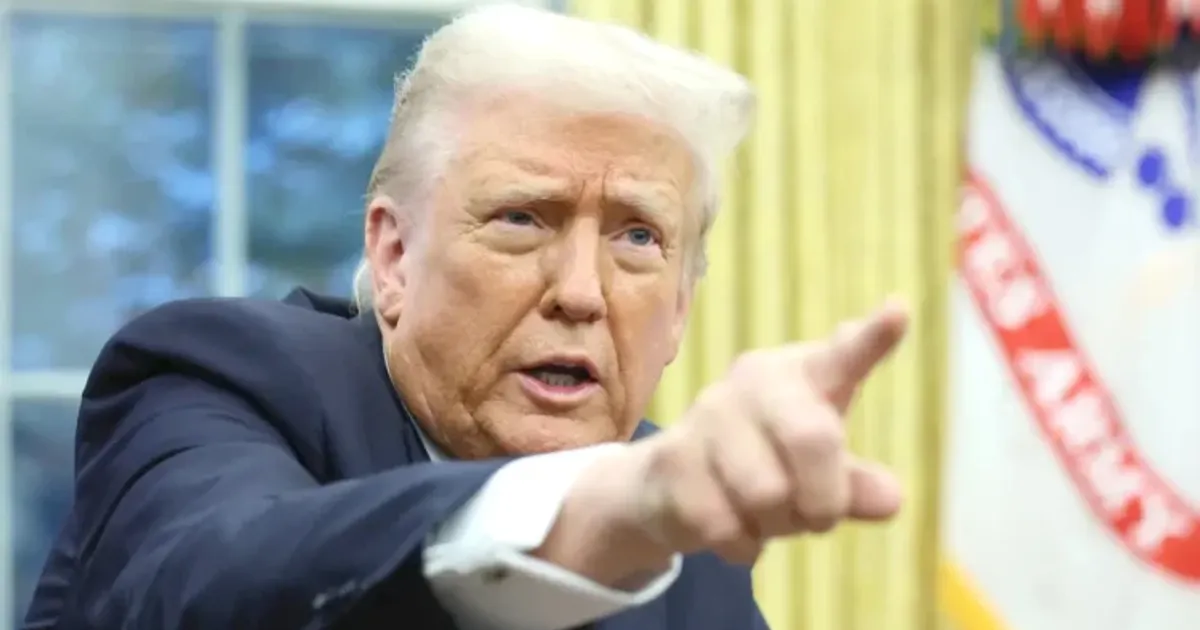 Trump arrasa repórter na Casa Branca