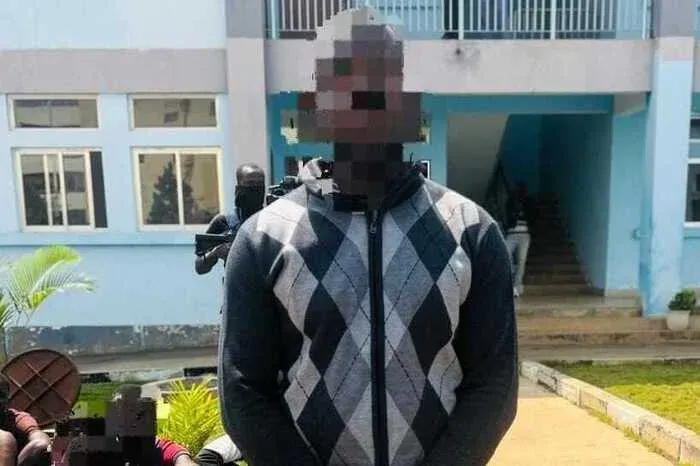 Pastor detido por alegado abuso sexual de uma fiel durante a oração
