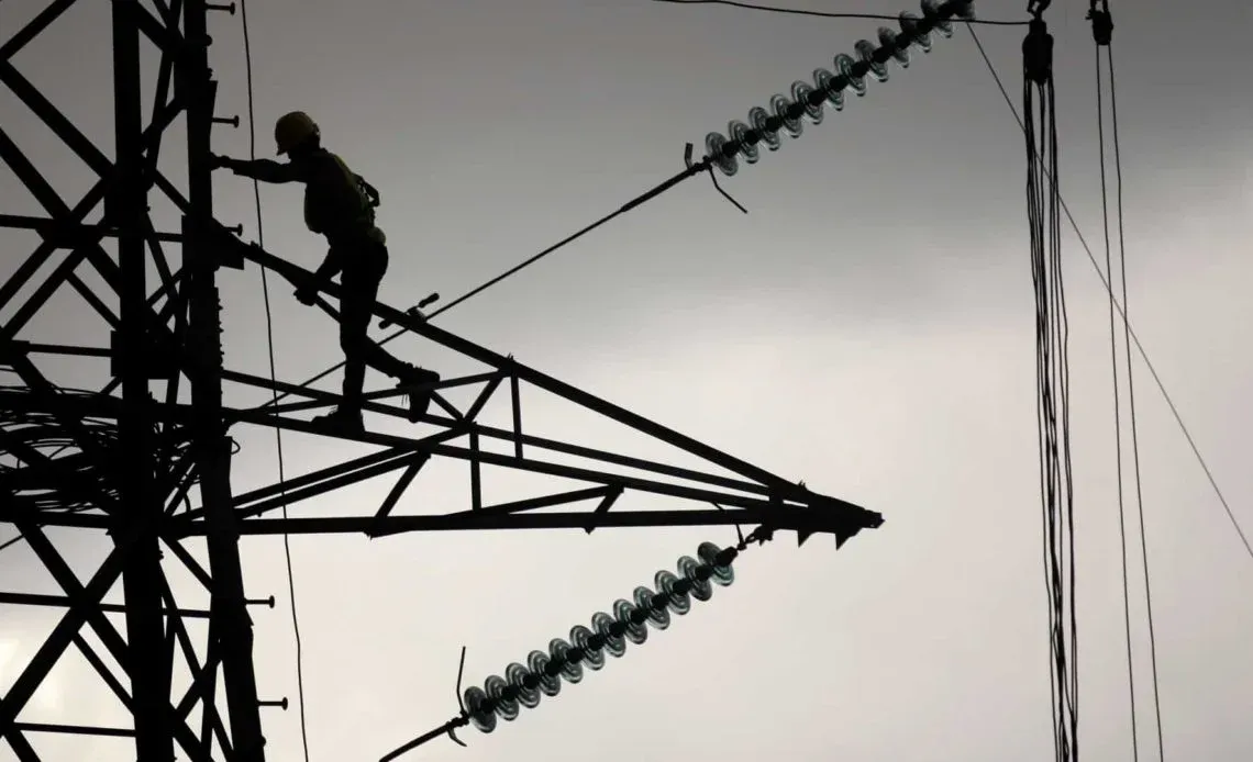 Empresas e Unidades fabris passam a pagar novas tarifas de energia a partir de Setembro de 2026
