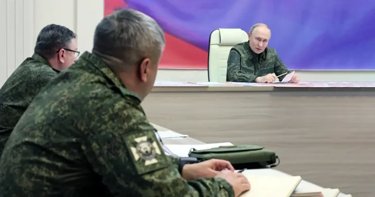 Vladimir Putin visita Kursk pela 1.ª vez desde a libertação completa da região