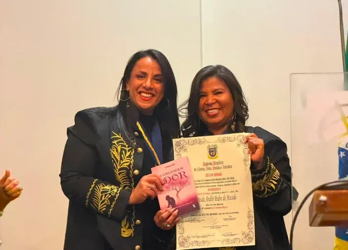 Laurinda Macedo consagrada Académica Imortal pela ABRASCI