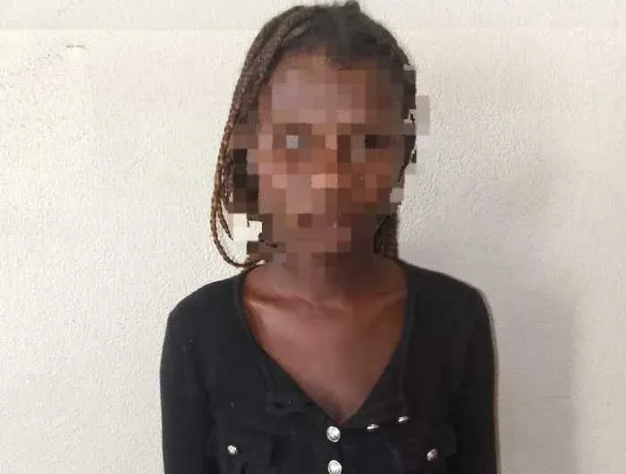 Mulher suspeita de matar marido com golpes de tesoura em Cacuaco