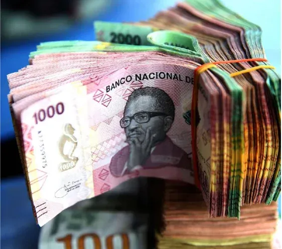 Clientes devem cerca de três mil milhões de kwanzas à empresa de águas no Huambo