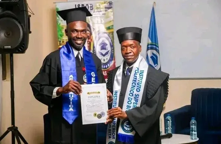 Académico recebe título Doutor honours causa do ISPOBITA, Fundação ONG Vivo e Universidade americana EDBW