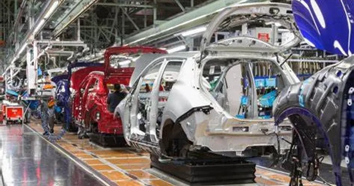 Lentidão no levantamento das restrições chinesas “trava” produção automóvel na Europa